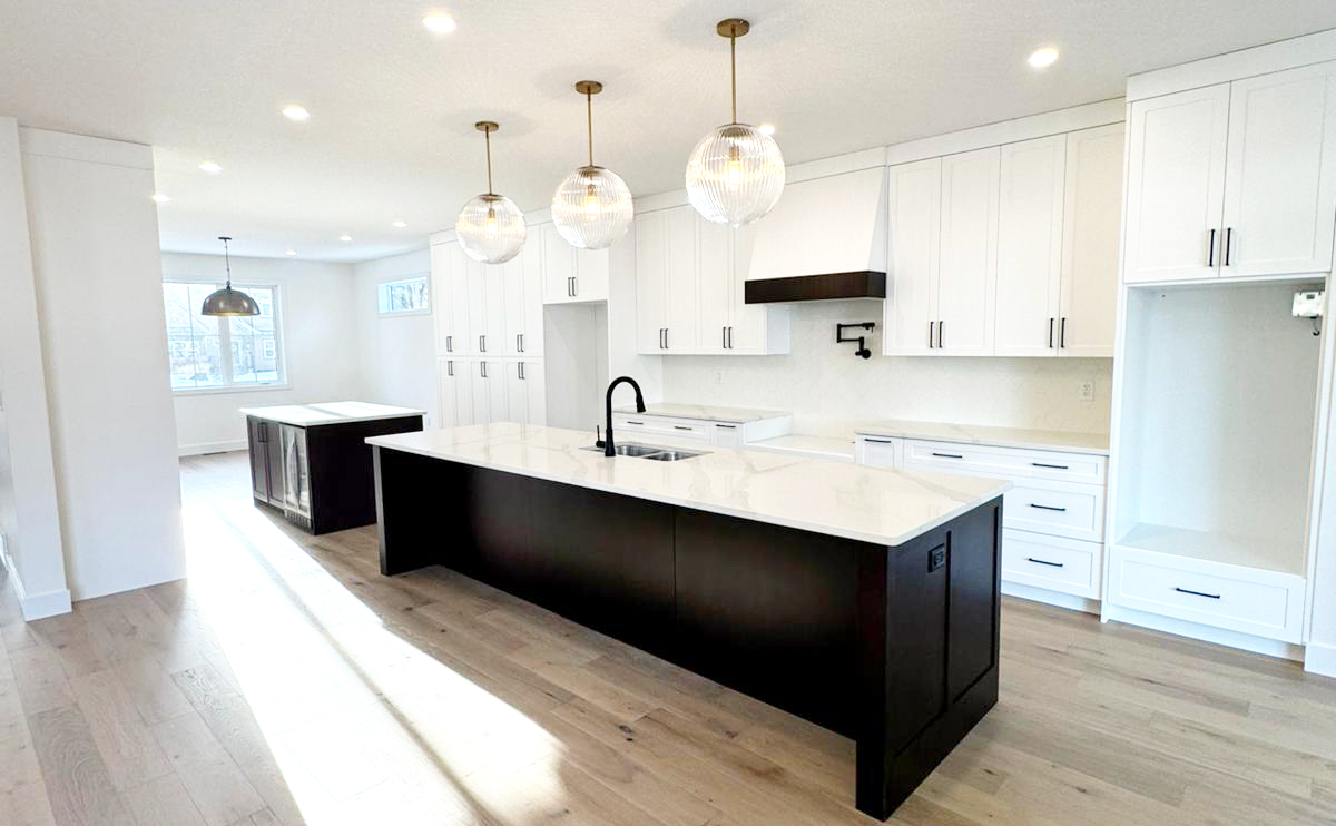 Modern kitchen with double island and open concept makes this Edmonton kitchen the perfect space for entertaining